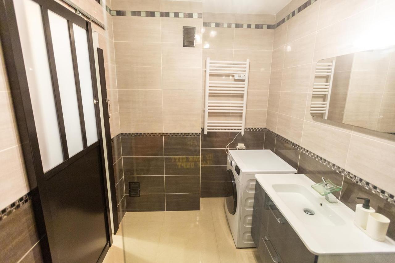 Superbe T4 Renove Spacieux Avec Stationnement Libre Et Gratuit Apartman Marseille Kültér fotó