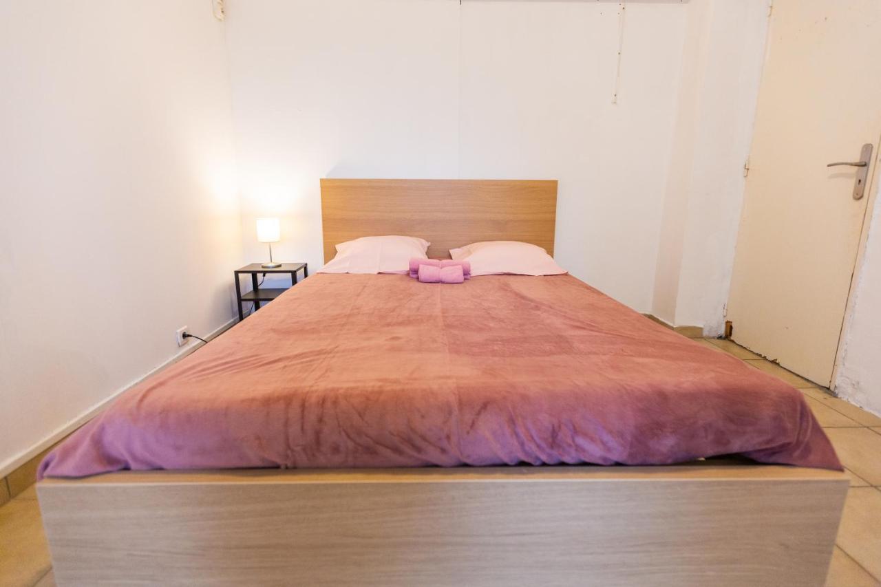 Superbe T4 Renove Spacieux Avec Stationnement Libre Et Gratuit Apartman Marseille Kültér fotó