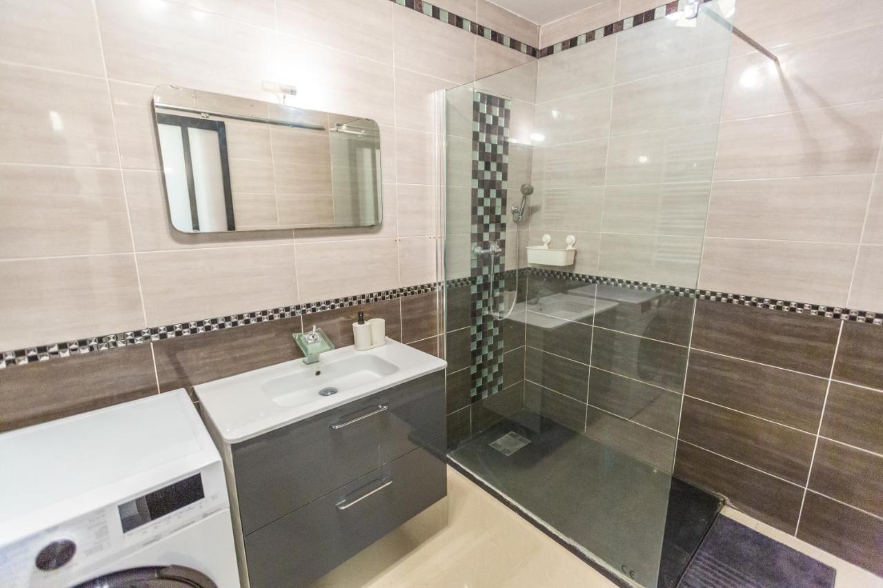 Superbe T4 Renove Spacieux Avec Stationnement Libre Et Gratuit Apartman Marseille Kültér fotó